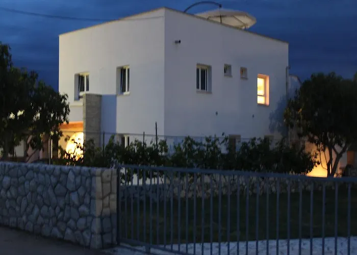 Apartman Ante *