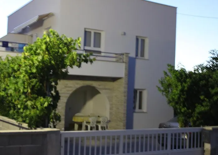 Ante Apartman Vir