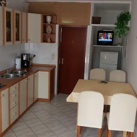 Ante Apartment